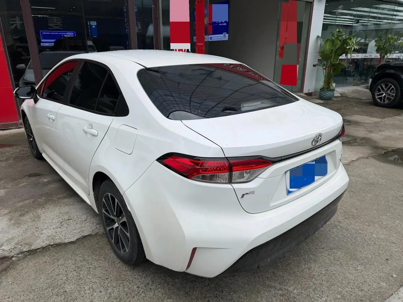 Toyota 2024 Lei Ling 1.2T Stepless 185T Deluxe Automatic Gear 5