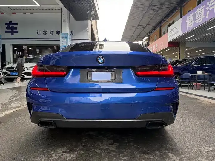 BMW 3 Series 2021 model 325Li M Sport Package 24