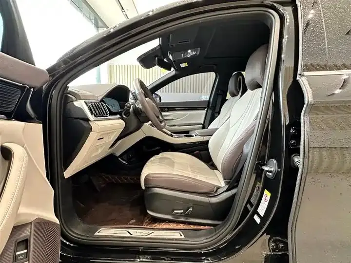 2025 Song PLUS DM-i Intelligent Driving Version 160KM Flagship Model 7