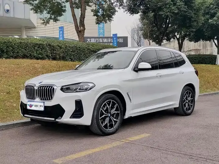 BMW X3 2022 xDrive25i M sports suit - View 1