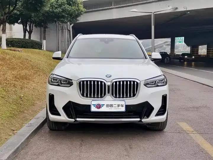 BMW X3 2022 xDrive25i M sports suit 2