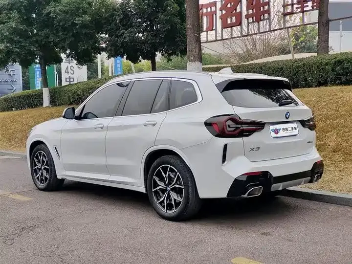 BMW X3 2022 xDrive25i M sports suit 4