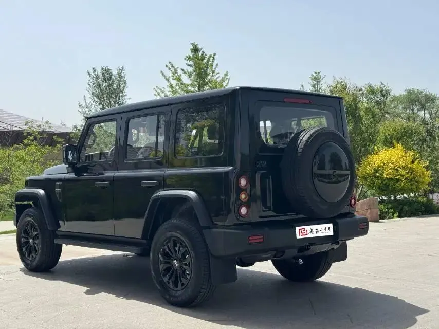 212 2024 T01 2.0T Explorer Automatic 5