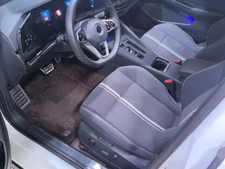 Golf 2023 Model 280TSI DSG R-Line 9