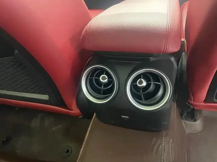 Giulia Juliet 2019 2.0T 280HP Black Package Black Standard Limited Edition 12