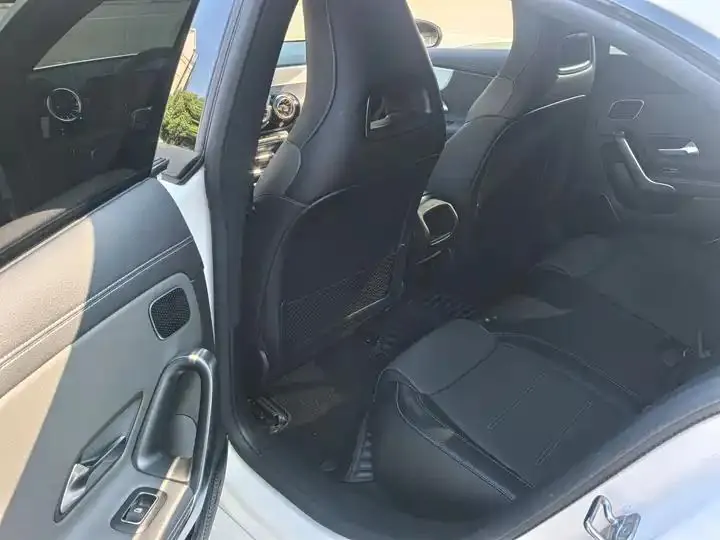 Mercedes Benz CLA AMG 2023 AMG CLA 35 4MATIC 9