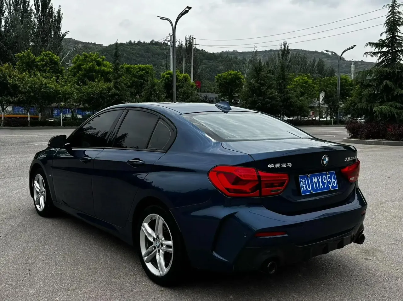 BMW 1 Series 2021 120i M Sports Obsidian Night Edition 3