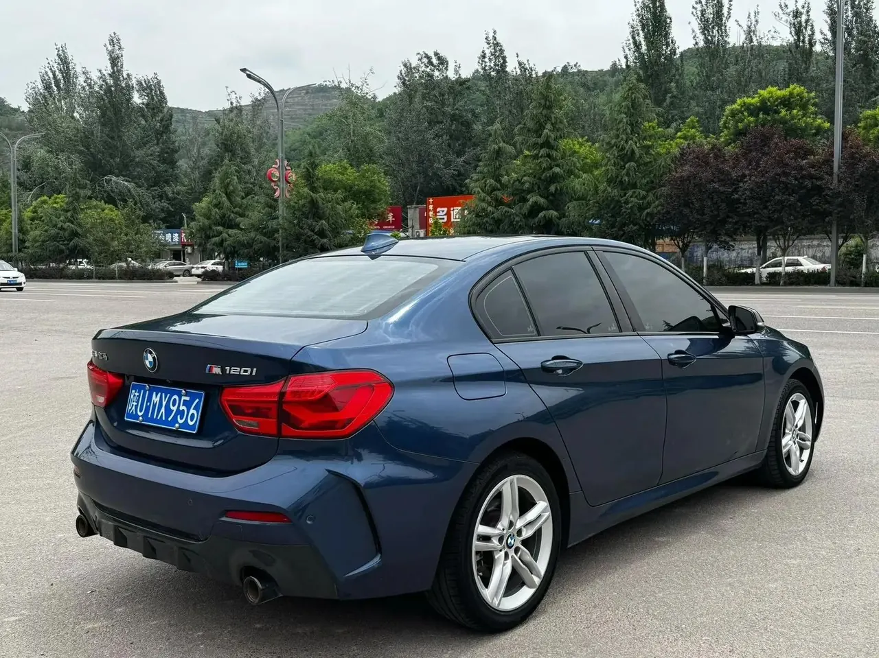 BMW 1 Series 2021 120i M Sports Obsidian Night Edition 4