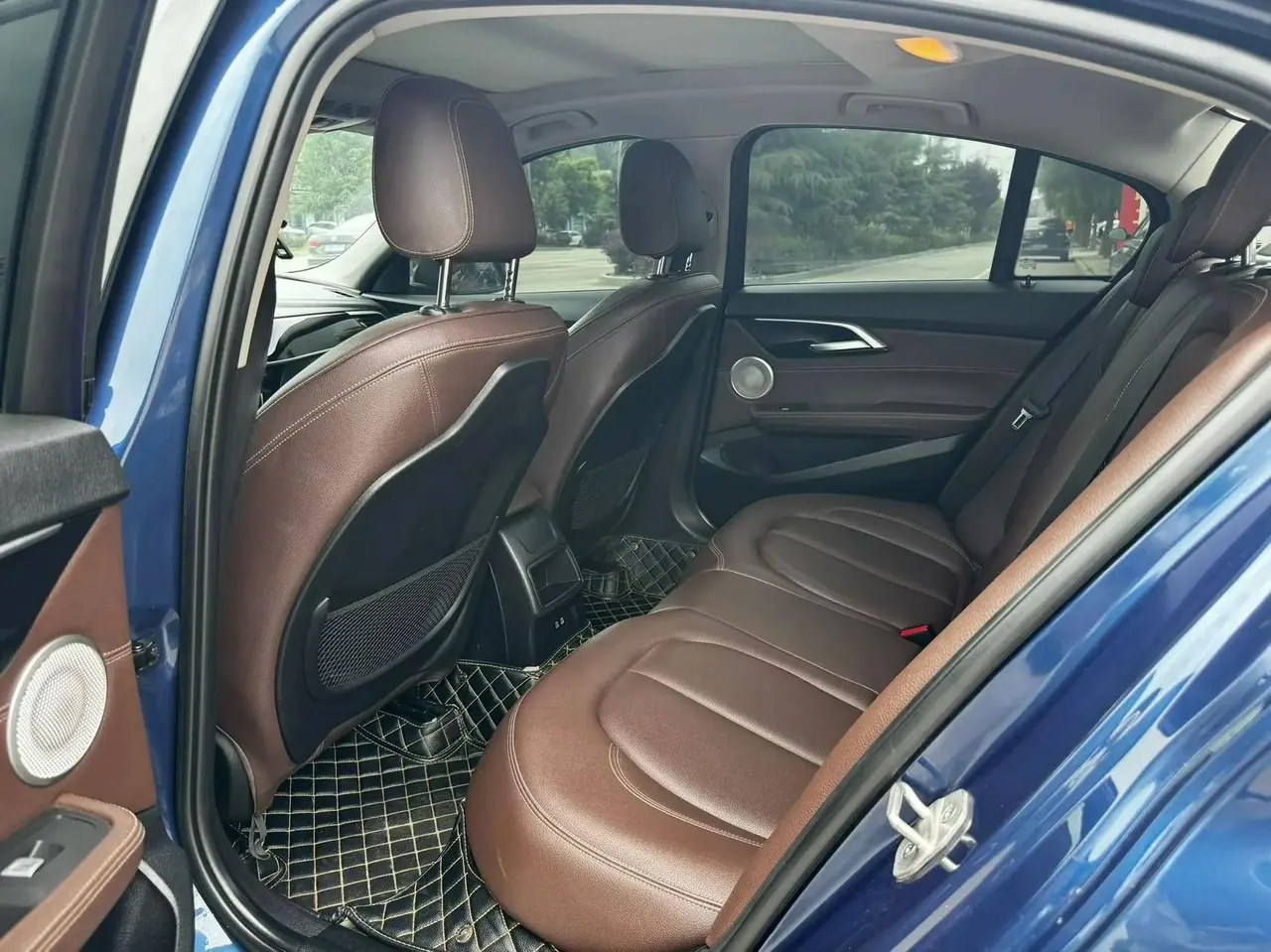 BMW 1 Series 2021 120i M Sports Obsidian Night Edition 6