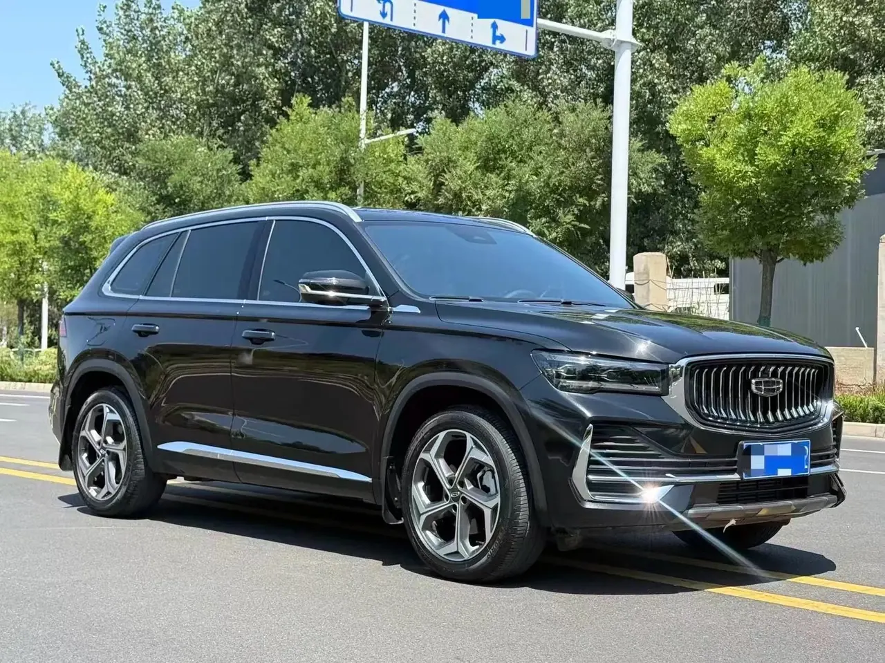 XingyueL (Monjaro) 2024 model, 2.0TD high-power automatic two-wheel-drive Cloud Rising Edition 2
