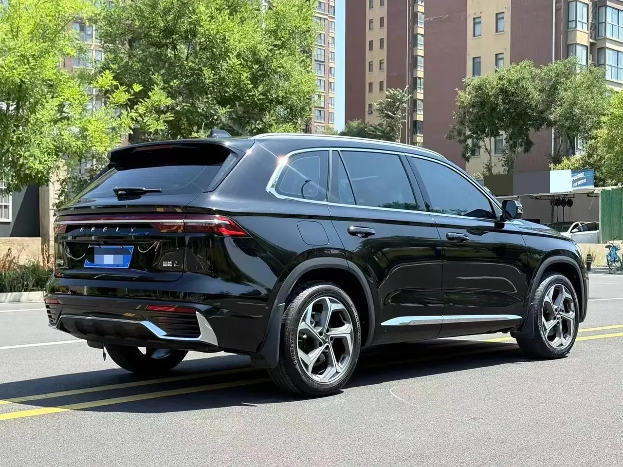 XingyueL (Monjaro) 2024 model, 2.0TD high-power automatic two-wheel-drive Cloud Rising Edition 7