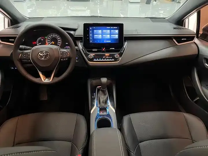 Levin 2022 185T CVT Luxury Edition 13