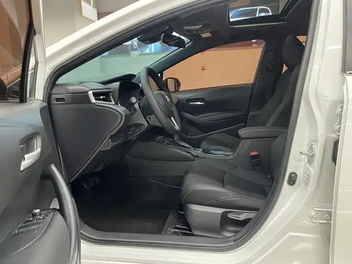 Levin 2022 185T CVT Luxury Edition 8