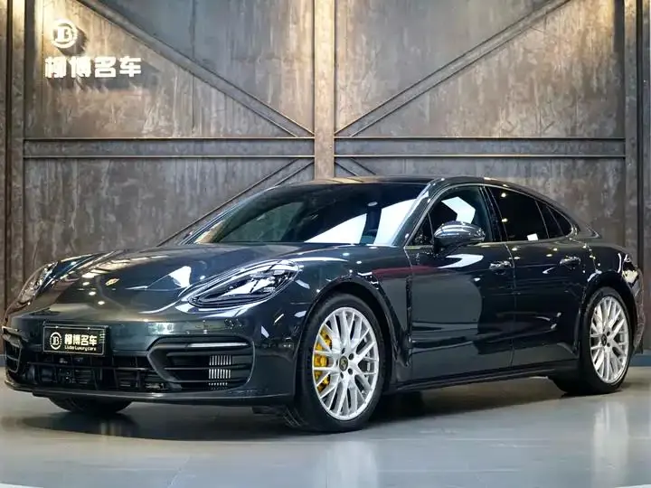 Panamera model 2023 Panamera 2.9T - View 1