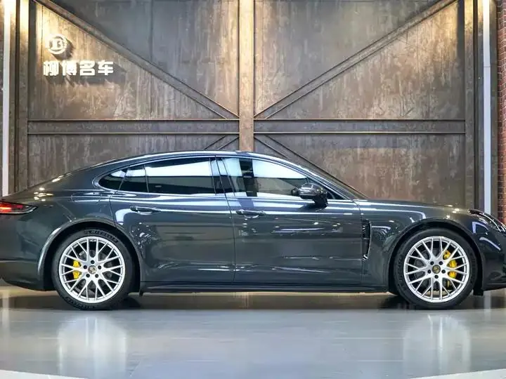 Panamera model 2023 Panamera 2.9T 19