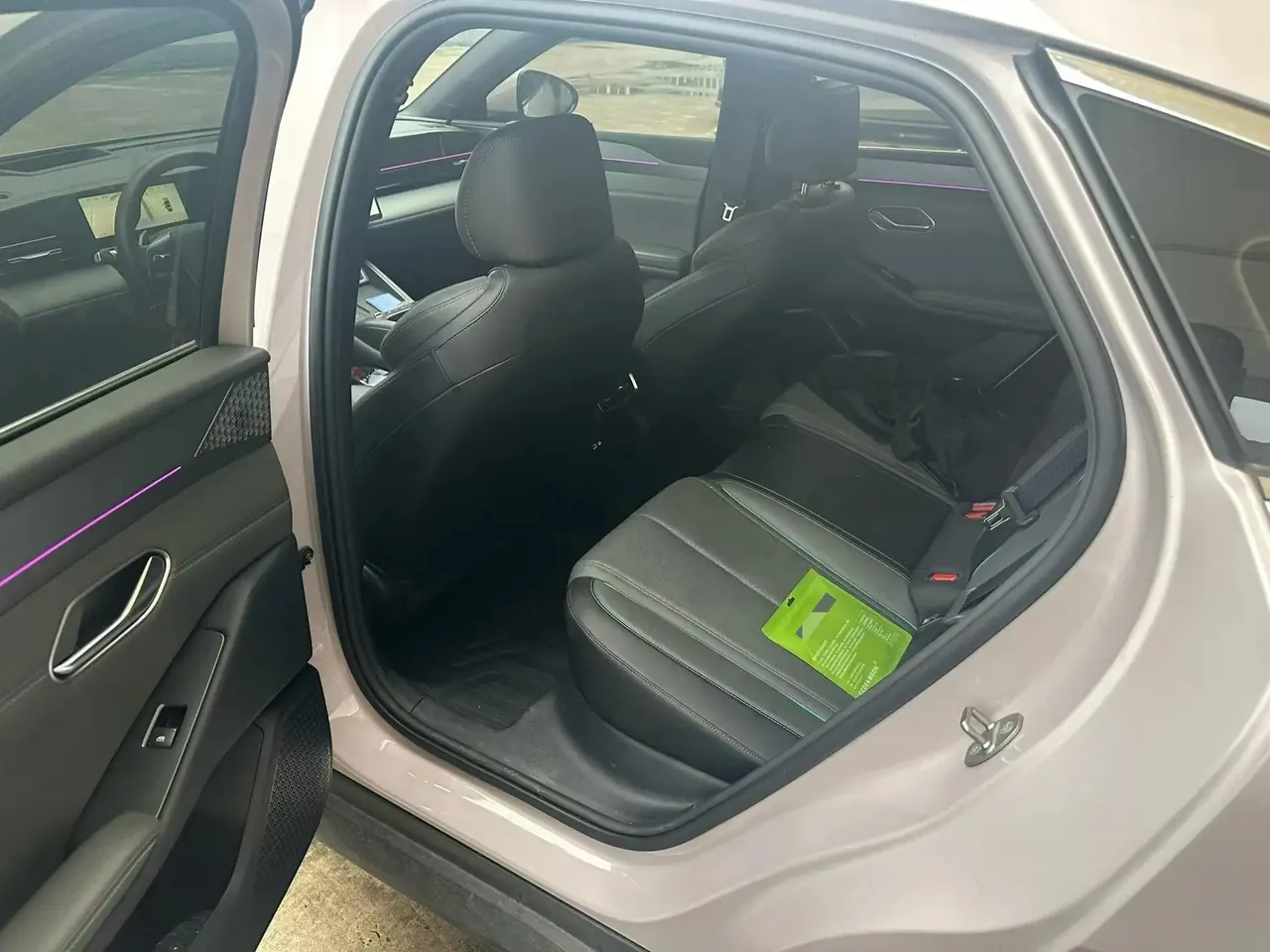 BYD 2025 Qin L EV 545KM cloud chariot type automatic gear 3