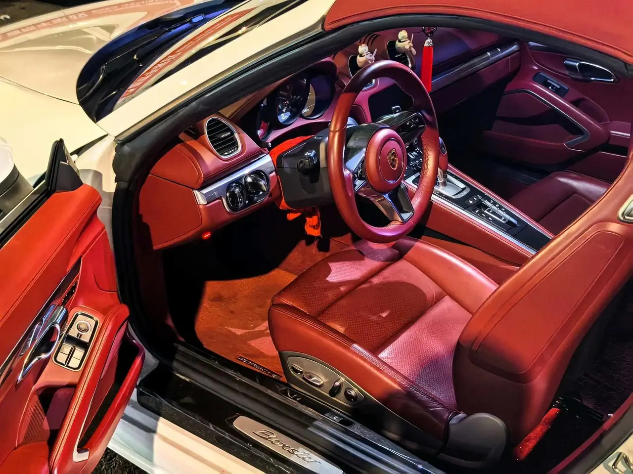 Porsche 718 (Imported) 2023 718 Boxster 2.0T Style Edition Automatic 3