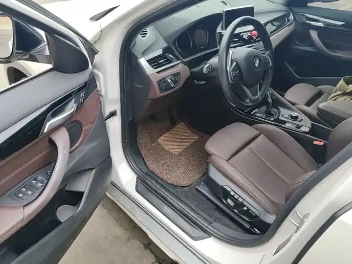 BMW X2 2020 sDrive20i M off-road set 16