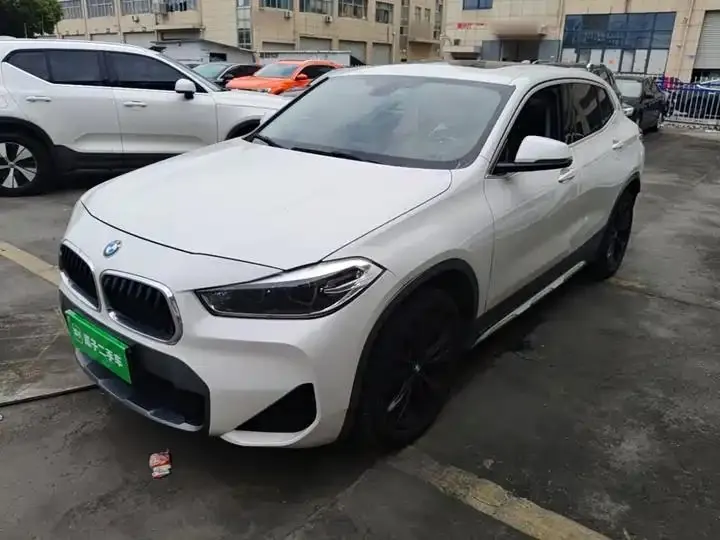 BMW X2 2020 sDrive20i M off-road set 2