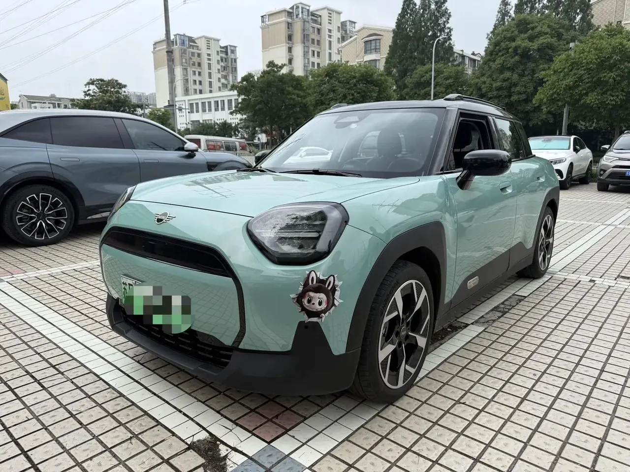 Открыть галерею: MINI 2025 Aceman E Aceman E Classic Automatic