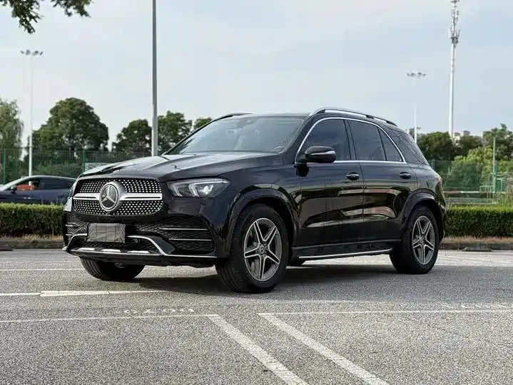 Mercedes Benz GLE 2023 GLE 450 4MATIC Luxury - View 1