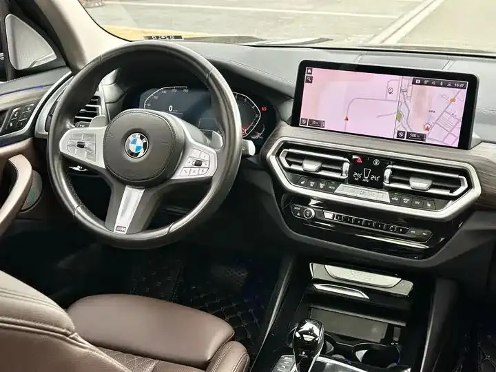 BMW X3 2022 Changed 2 xDrive30i Leading M Obsidian Night Suit 13
