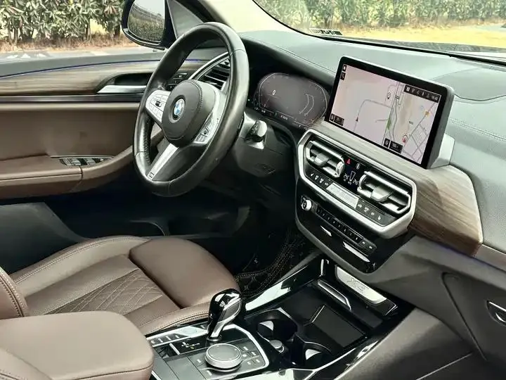 BMW X3 2022 Changed 2 xDrive30i Leading M Obsidian Night Suit 15