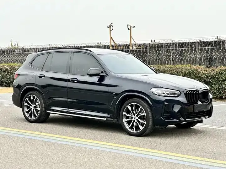 BMW X3 2022 Changed 2 xDrive30i Leading M Obsidian Night Suit 3