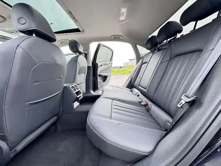 Passat 2022 280TSI Elite Edition 11