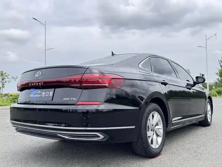 Passat 2022 280TSI Elite Edition 8