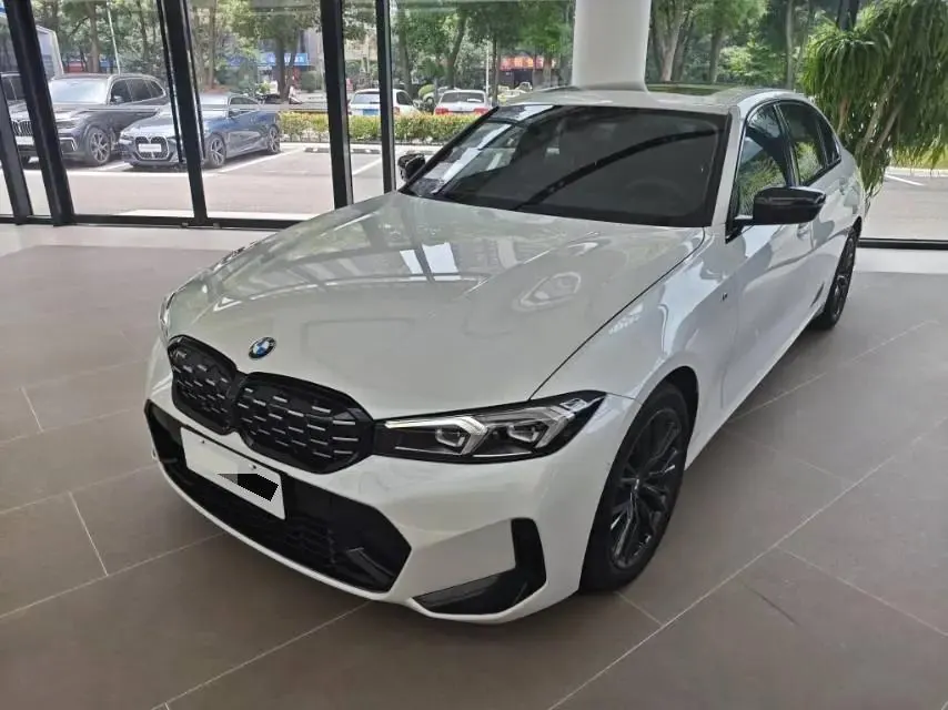 BMW 3 Series 2024 model 325Li 2.0T M Sport Night Edition automatic transmission - View 1