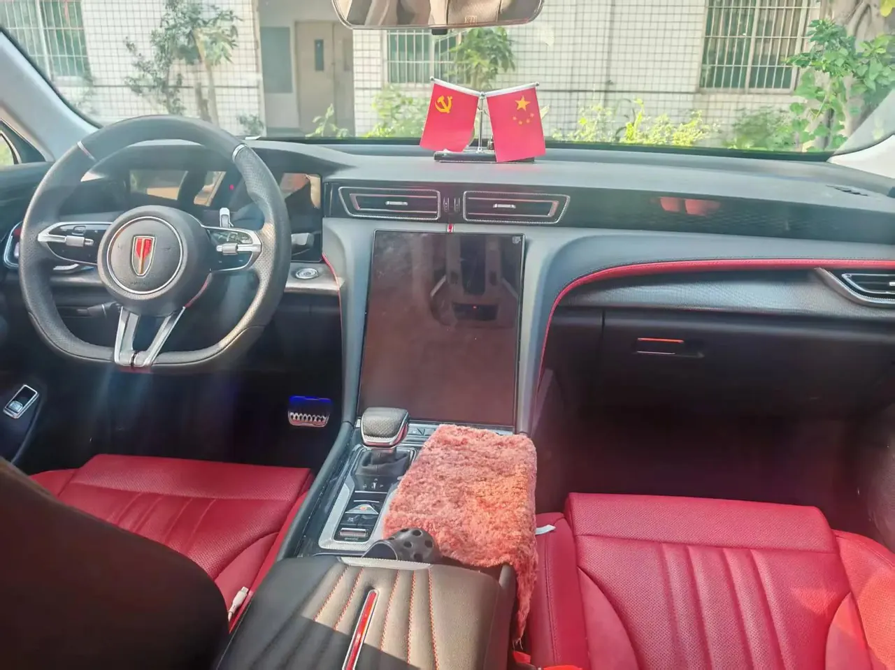 HongQi H6 2024 2.0T to the United States Edition 4