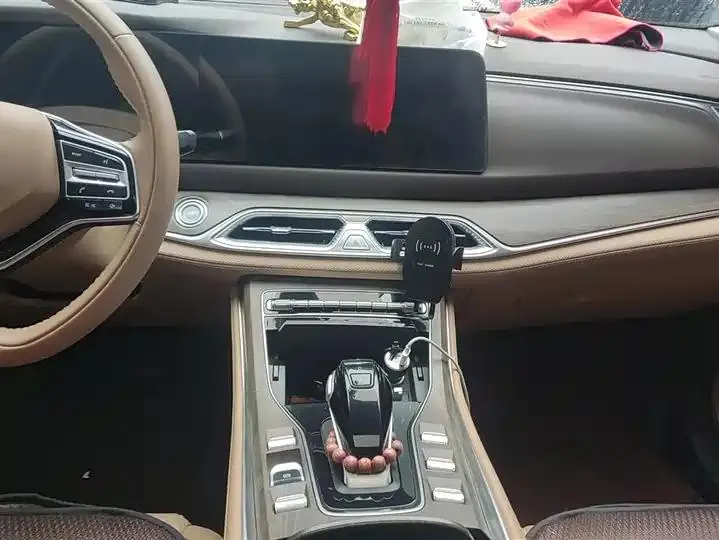 LanDian E5 2024 Glory Edition 100KM Exclusive 7-seat 13
