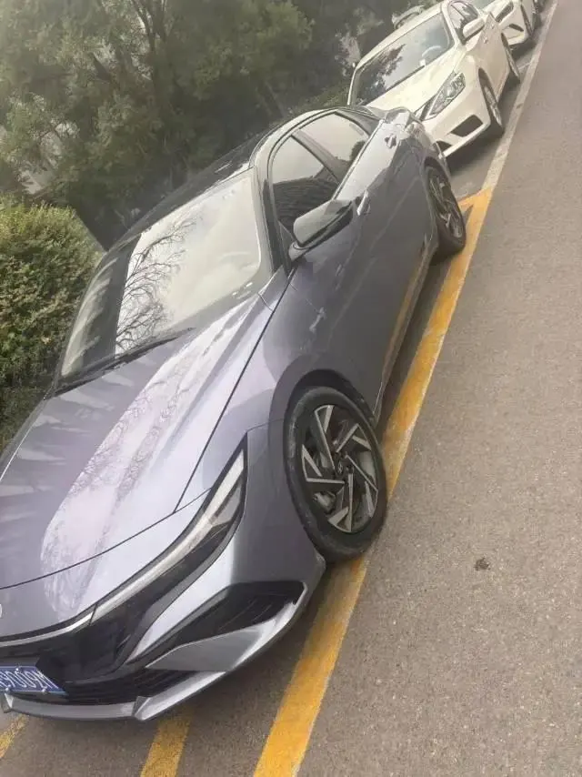 Elantra 2023 1.5L CVT TOP Ultimate Edition 2