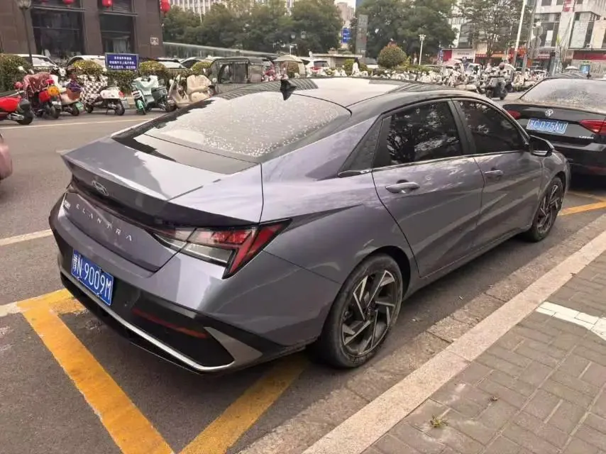 Elantra 2023 1.5L CVT TOP Ultimate Edition 5
