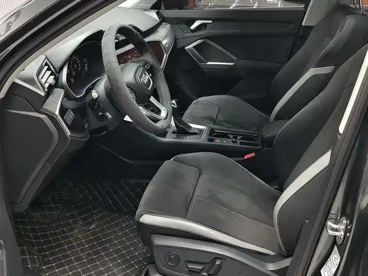Audi Q3 2022 35 TFSI Enterprising Dynamic 11