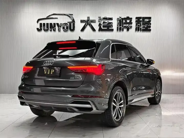 Audi Q3 2022 35 TFSI Enterprising Dynamic 6