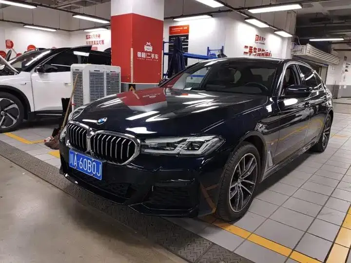 BMW 5 Series 2022 Change 525Li M Sports Suit - View 1