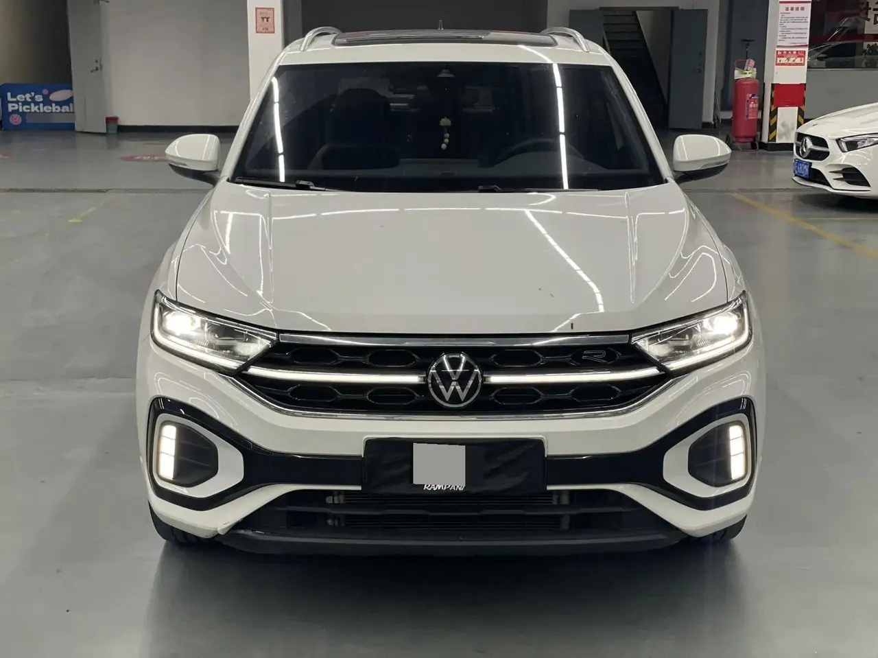 Volkswagen 2024 Tange 1.5TSI 300TSI Two-Drive Chen Guang Edition Automatic Gear 2