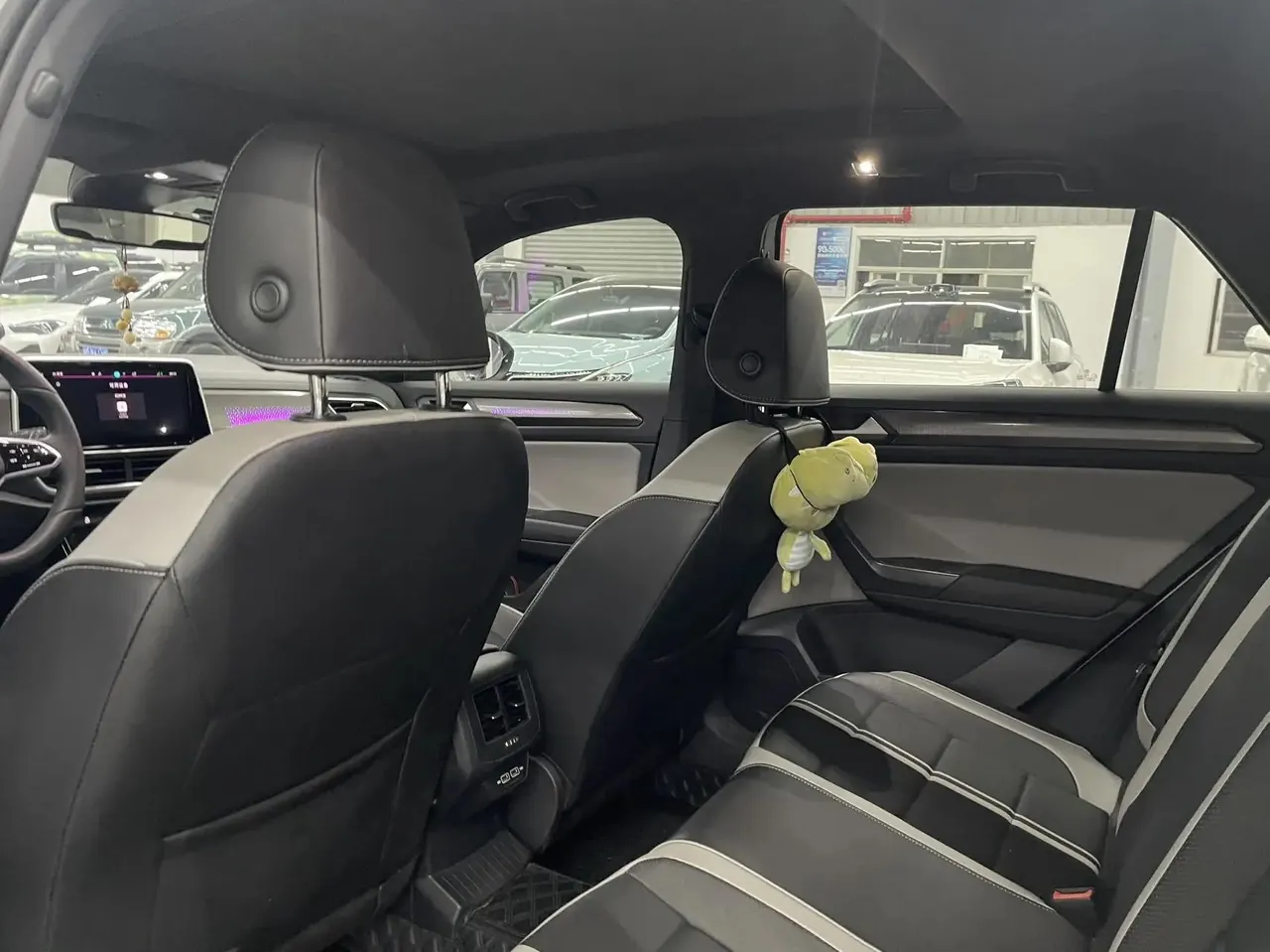 Volkswagen 2024 Tange 1.5TSI 300TSI Two-Drive Chen Guang Edition Automatic Gear 7