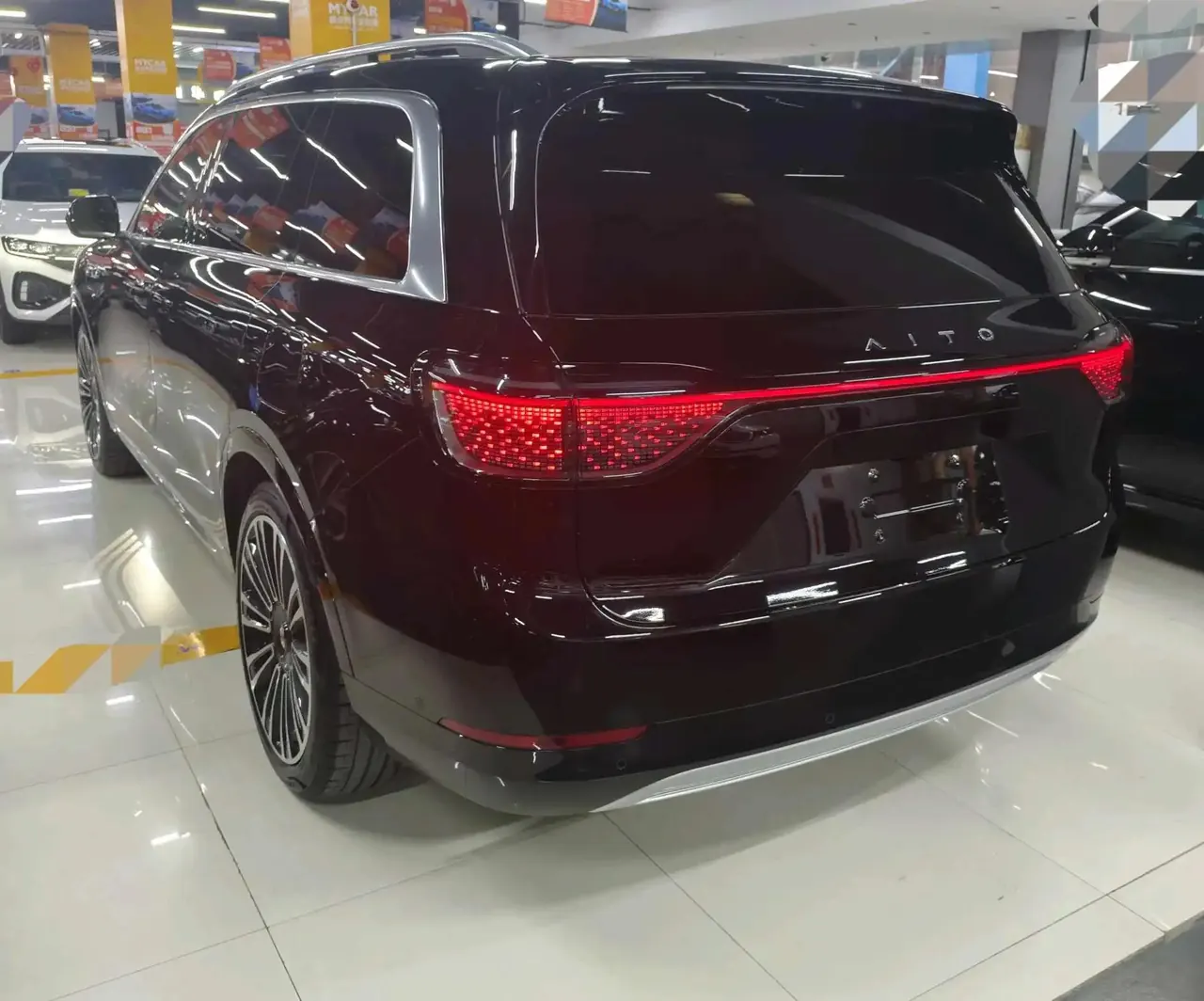 AITO M9 2024 Range-Extended Ultra Version 52kWh 4