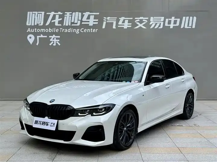 BMW 3 Series 2022 325i M Sports Night Suit 15