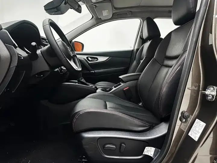 Qashqai 2022 2.0L CVT XV Premium Luxury Edition 19