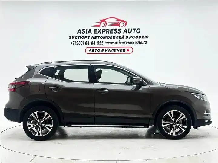 Qashqai 2022 2.0L CVT XV Premium Luxury Edition 4