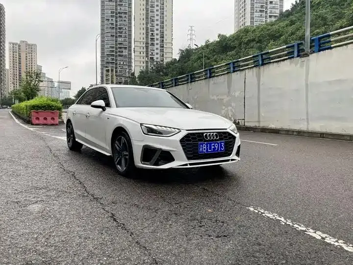 Audi A4L 2020 model 40 TFSI Luxury Dynamic Edition 3