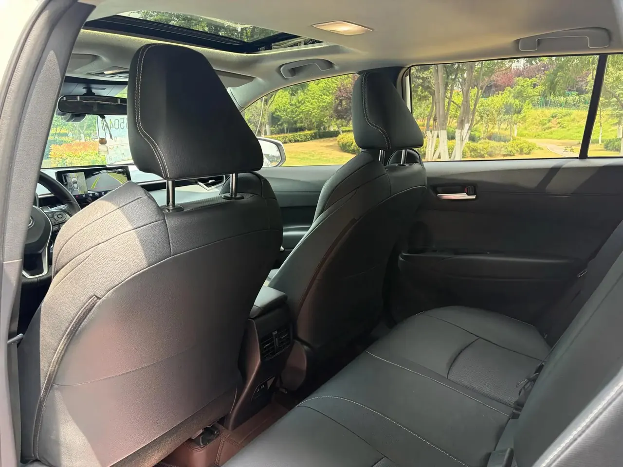 Toyota 2024 Frontlander 2.0 CVT Luxury Edition Automatic 5