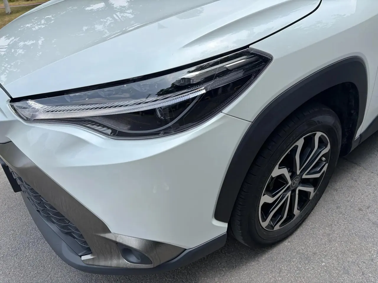 Toyota 2024 Frontlander 2.0 CVT Luxury Edition Automatic 9