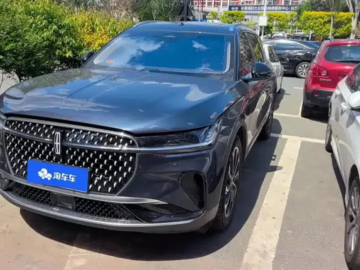Open image lightbox: Voyager 2023 2.0T 4-wheel drive Zunrui Edition