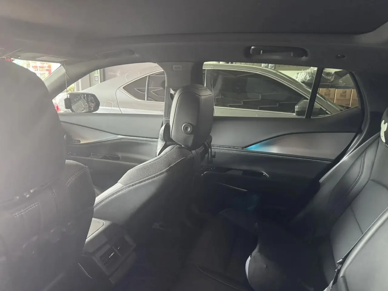 Cadillac GT4 2023 25T Luxury Model 6