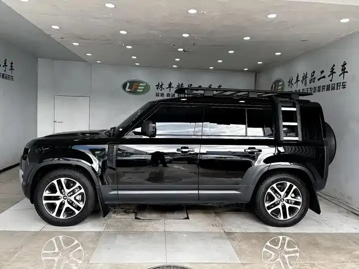 Land Rover Guard 2023 110 3.0T P400 Diablo Special Edition 4